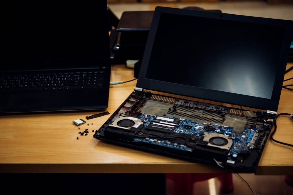 Laptop & MacBook Repair in keanry